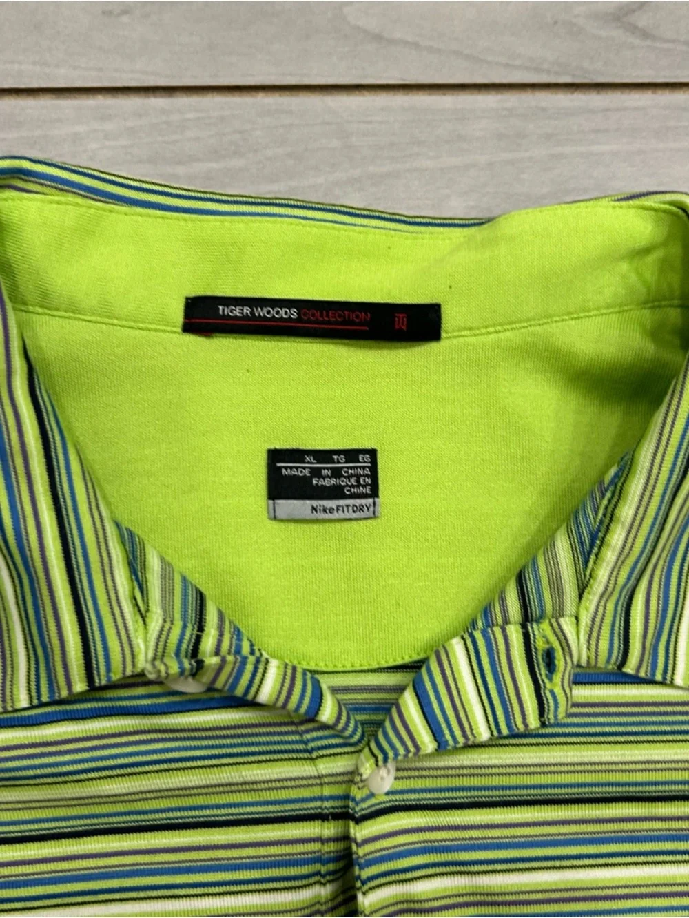 Nike Tiger Woods Polo Shirt Mens XL Green Striped Golf FIT DRY - Picture 5 of 9
